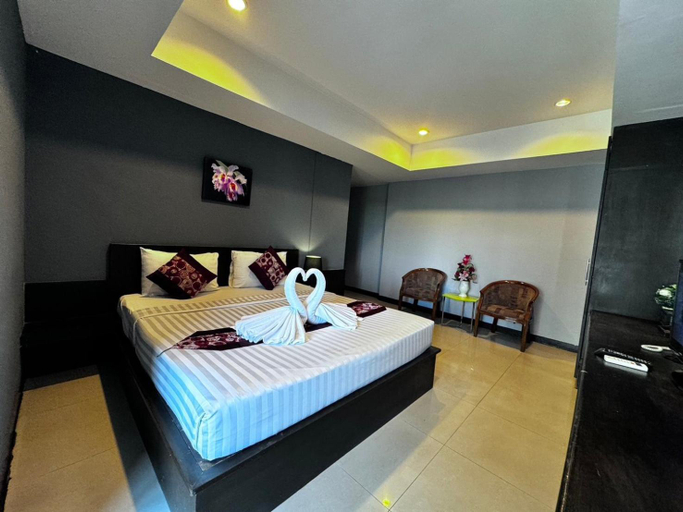 Bedroom 8