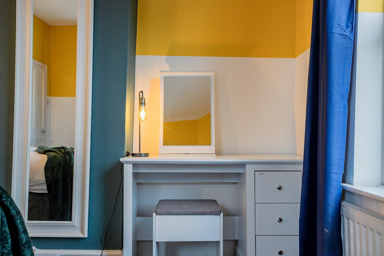 Room 5, Host Stay Compton House, Worcestershire