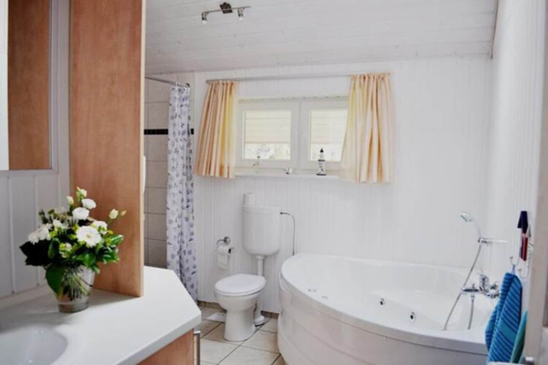 Bathroom 3, Exklusives Skandinavisches Ferienhaus, Mecklenburgische Seenplatte