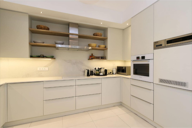 Room 4, Canal View Two Bedroom Luxury Apartment - 507, City of Cape Town