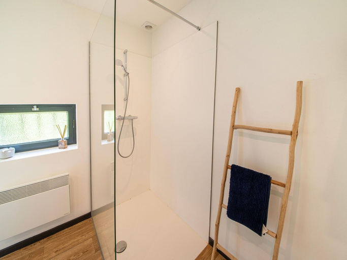 Bathroom 4, Stunning Holiday Home in Malmedy, Liège