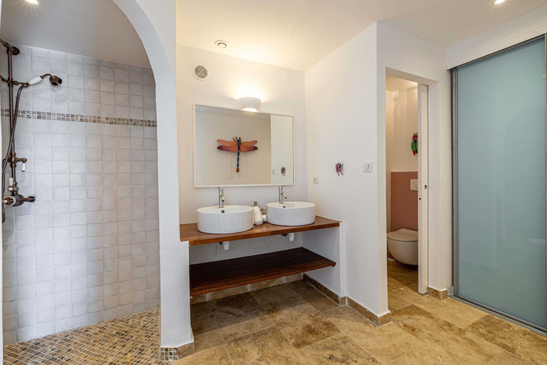 Bathroom, Splendid Flat in Provencal Villa 1br/3p, Var