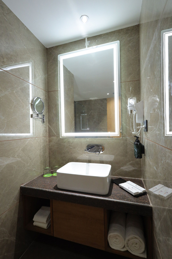 Bathroom 3, Ramada Encore By Wyndham Viramgam, Ahmadabad