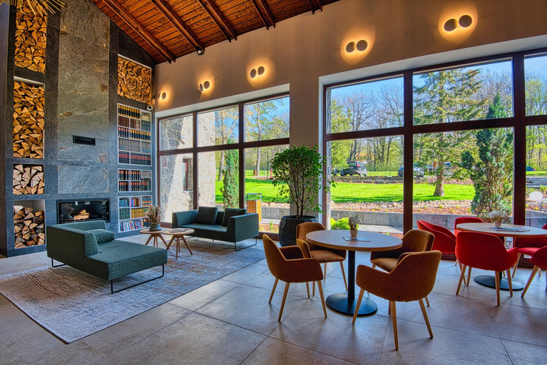 Public Area 3, Cardoner Hotel and Conference Centre, Szentendre