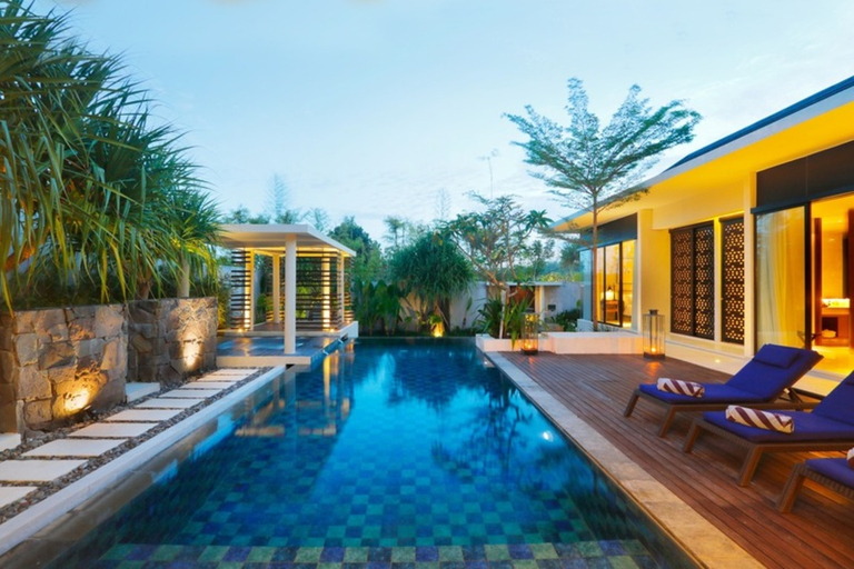 Swimming Pool 4