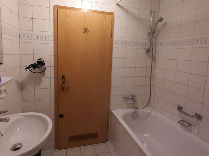 Bathroom 4, Ferienwohnung in Bayrischzell, Miesbach