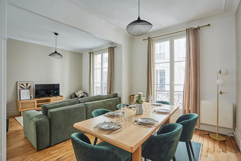 Dining 5, Sublim Apartment Beaubourg/le Marais, Paris