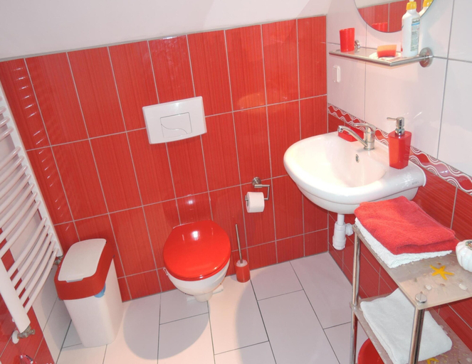 Bathroom 4, Comfortable Studio Close to the sea, Kamień
