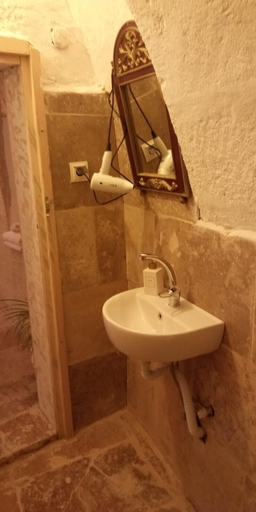 Bathroom 5, DEDE CAVE KONAK, Ürgüp