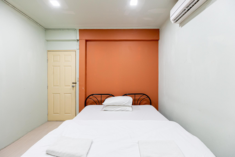 Bedroom 30