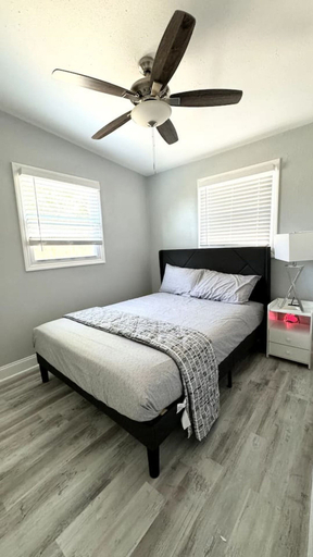 Room 5, New Fresh House in Seminole Close to Beach, Pinellas