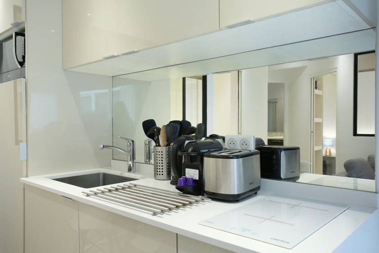 Private kitchen, Cosy & new apartment Le Marais/Place des Vosges, Paris