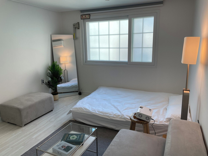 Bedroom 2, Stayhere, Suyeong