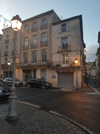 Mes a Moi in Pezenas - Appartements de charme - Baignoire Balneo, Hérault