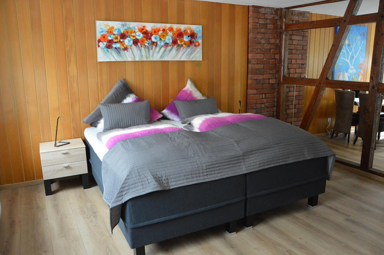 Bedroom 13