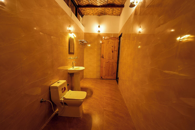 Bathroom 3, Bento The Nature Walk, Mukteshwar, Nainital