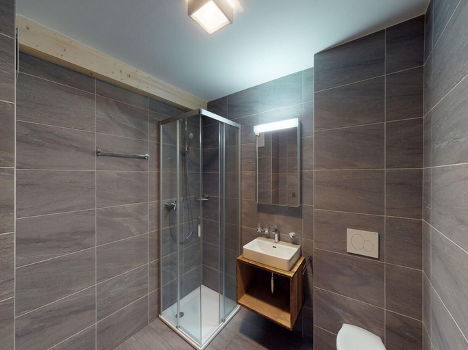 Bathroom 3, Spacious Apartment for ski Holiday, Sion