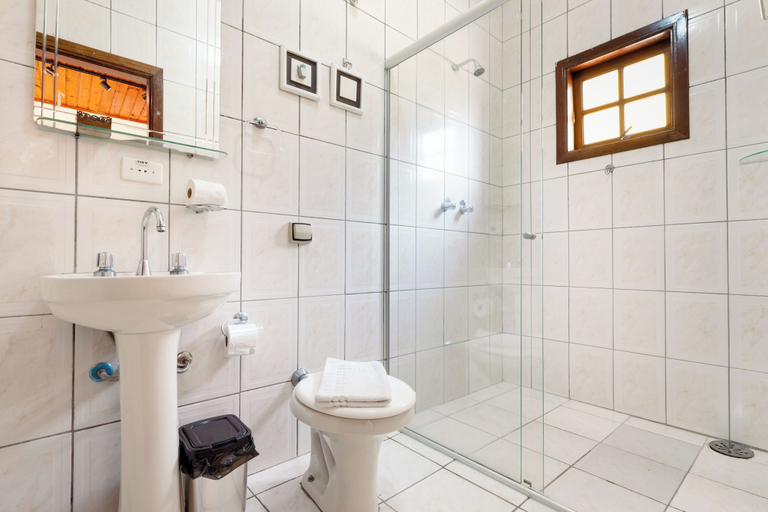 Bathroom 4, Pousada Casa de Campos Mountain by Concavus, Campo Limpo Paulista