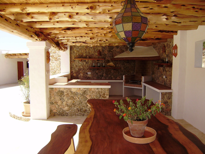 Balcony 4, Villa in Balearic Islands Near Cala Vadella, Baleares