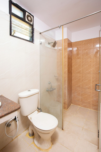 Bathroom 5, Stayz Inn US Embassy, Chennai