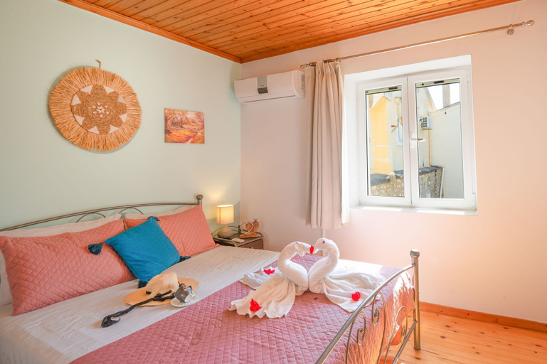 Room 3, Porto Saint Stephanos, Ionian Islands
