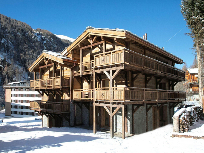 Exterior 3, Luxe Apartment Near ski Lift, Sierre