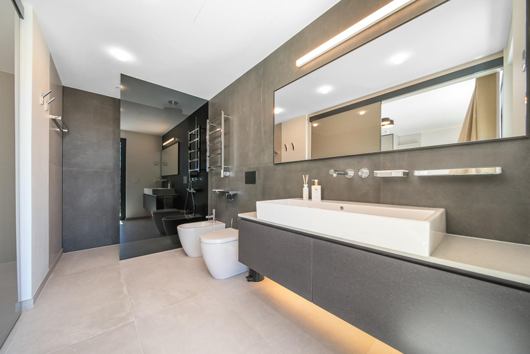 Bathroom 3, Villa Rio Verde, Málaga