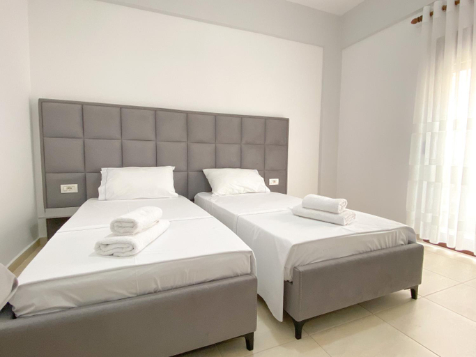 Others 5, Family Apartments Himara, Vlorës