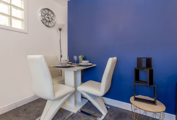 Room 3, Host Stay New Street Suite, Worcestershire