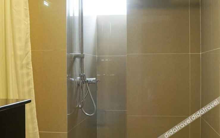 Bathroom 3, Dong Anh Hotel, Cà Mau