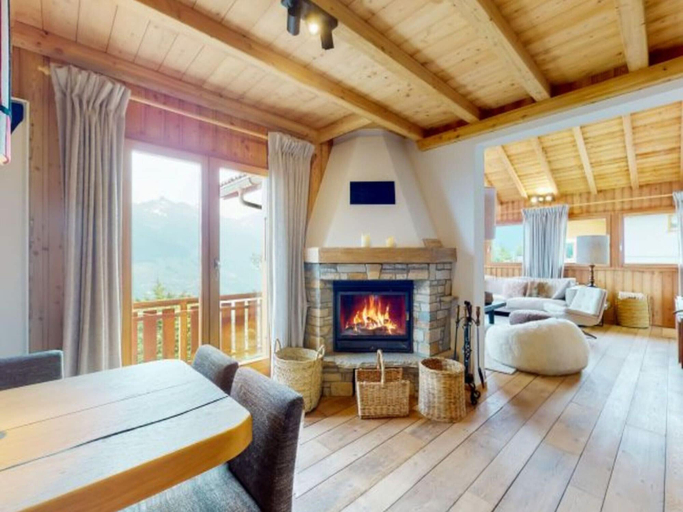 Property amenity, Chalet in Les Masses With ski Storage, Hérens