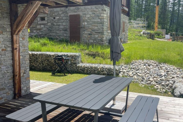 Dining, Luxe Apartment Near ski Lift, Sierre