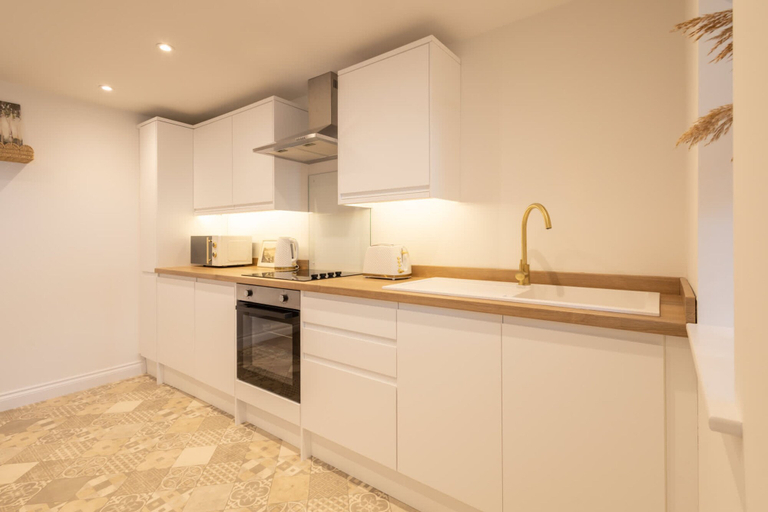 Room 4, Host Stay Apartment 1 King s Court, North Yorkshire