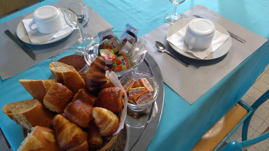 Food & Drinks 4, Centre Familial de Vacances Les Sylvageois, Rhône