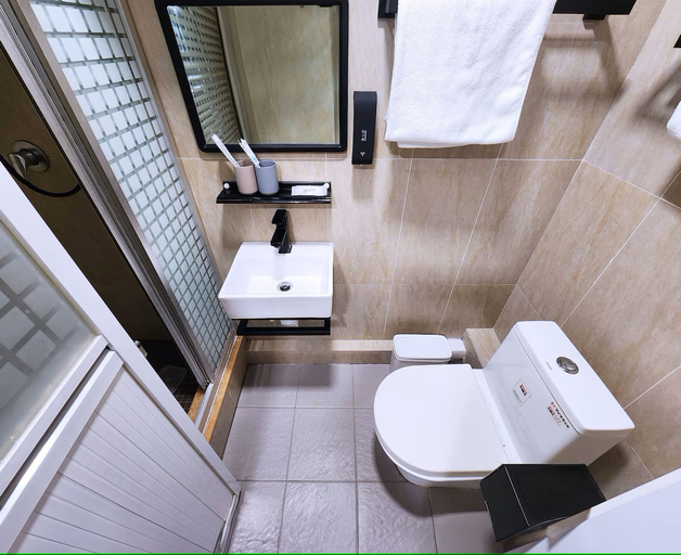 Bathroom 3