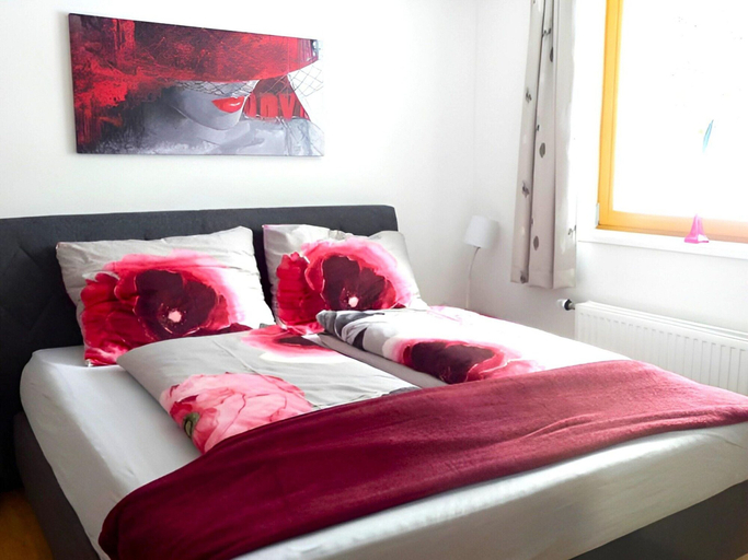 Others 5, Apartment With Sauna and Lakeview, Hermagor