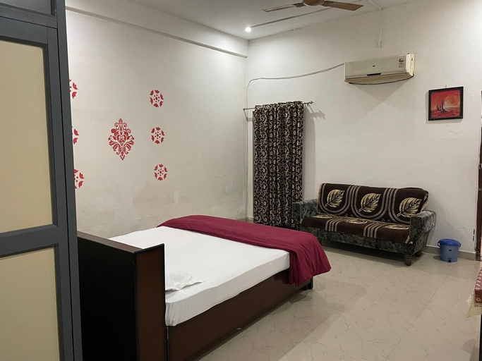 Bedroom 4, Lord Buddha Guest House, Gorakhpur