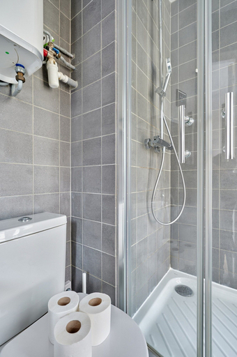 Bathroom 2, New apartment Boulogne facing Les passages, Hauts-de-Seine