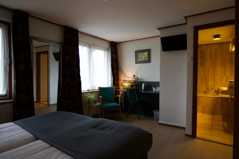Bedroom 5