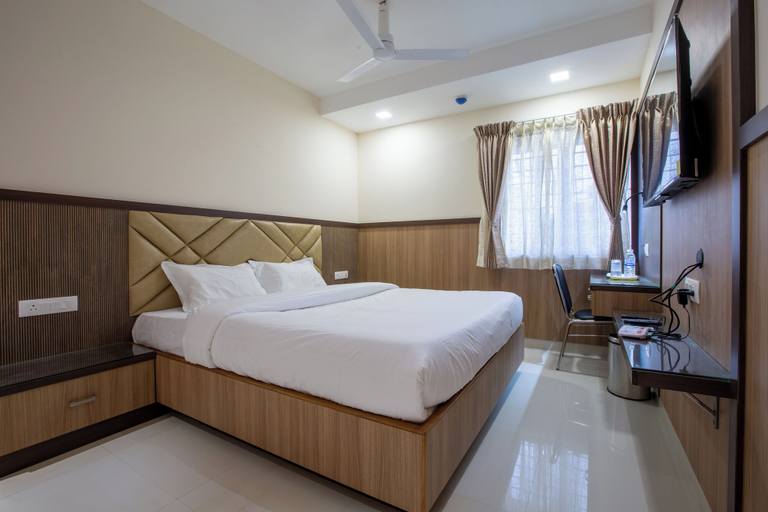 Bedroom 3, Hotel PRM Aruna Archadia, Erode