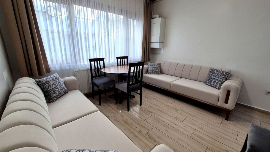 Others 3, Cihangir Flat, Beyoğlu