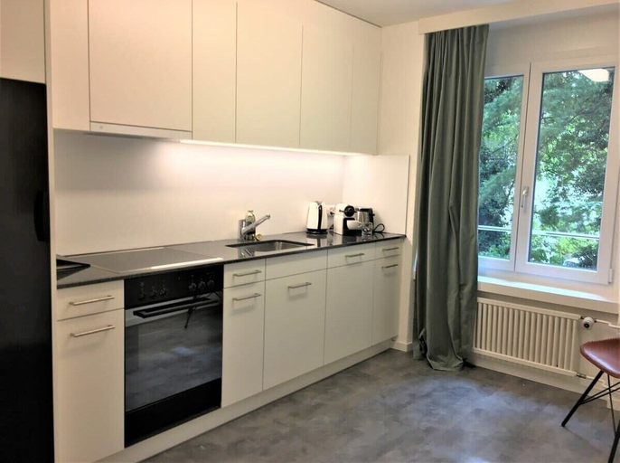 Dining Room 10