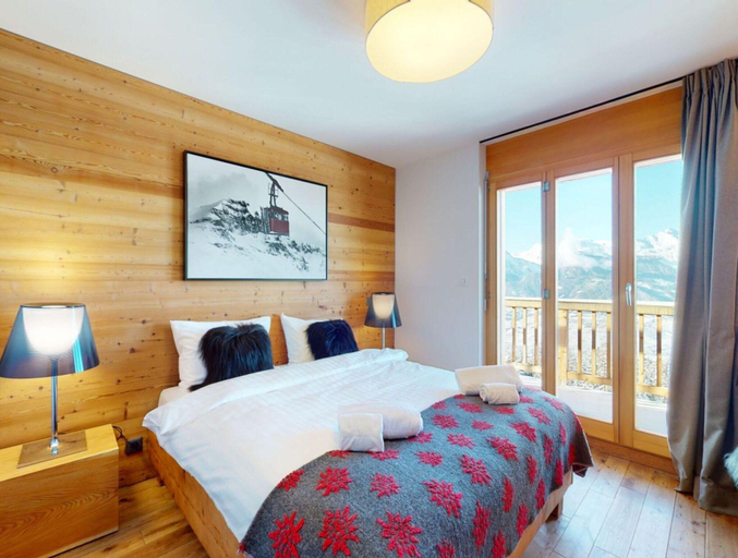 Room 4, Egg Sauna & Luxury Chalet 16 Pers, Conthey