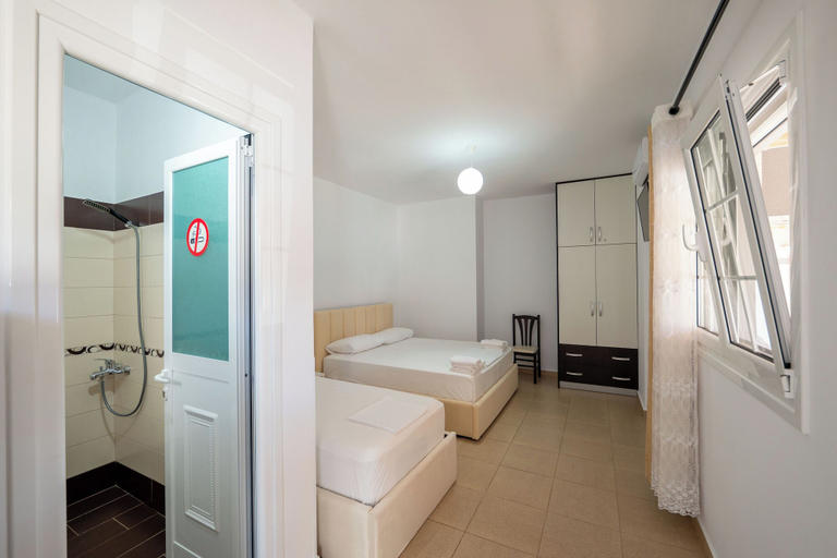 Bedroom 2, Aktea Apartments, Sarandës