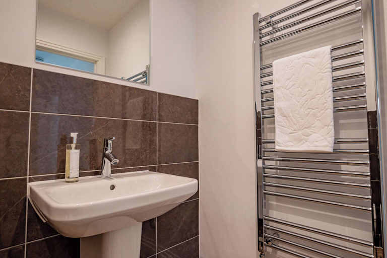 Room 4, Host Stay The Old School House, Worcestershire