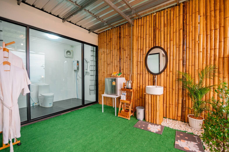 Bathroom 3, Mankhao Homestay, Mae Rim