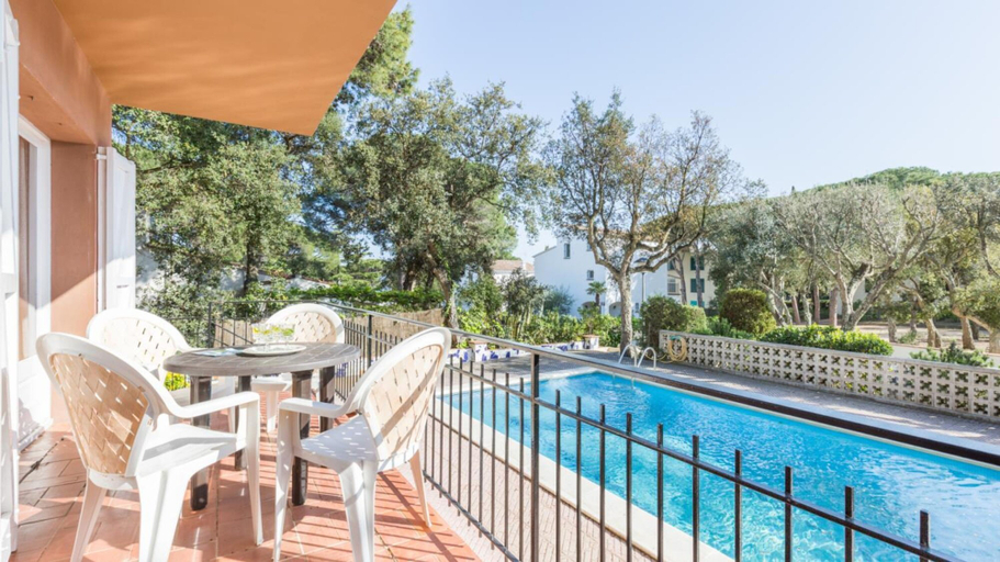 Room 4, Can Benet Pl in Calella de Palafrugell, Girona