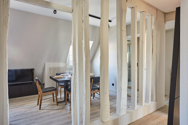 Dining 4, Sublim Apartment Beaubourg/le Marais, Paris