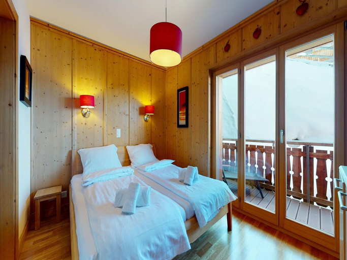Room 4, Cozy Apartment With Sauna, Conthey