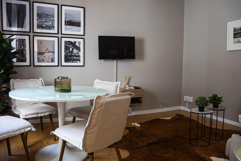 Food & Drinks, Impar Triplex House, Porto